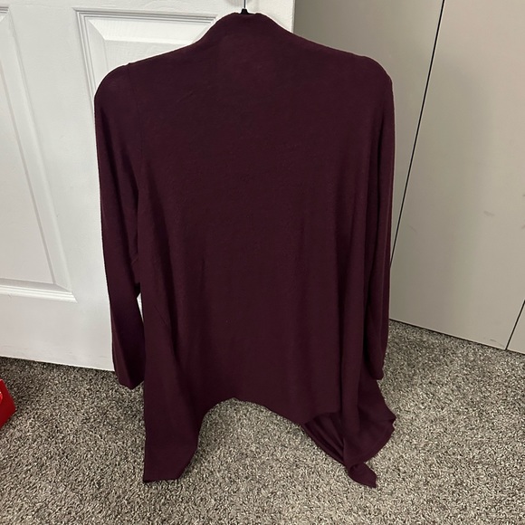Torrid - Size 3 (22-24) - Plush Wine Cardigan - Picture 4 of 4